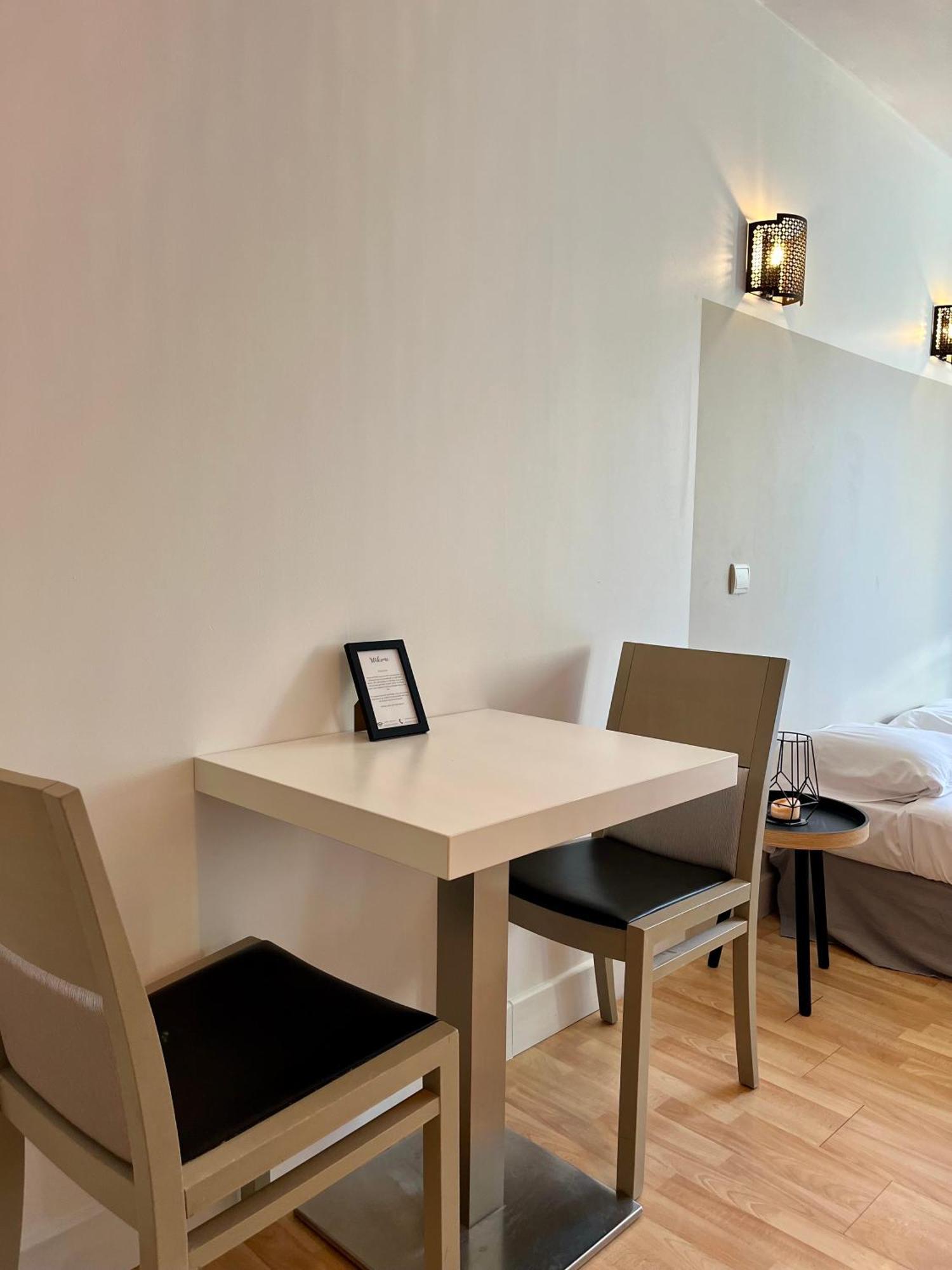 Appartement Chloe Du Lac Montferrat  Eksteriør billede